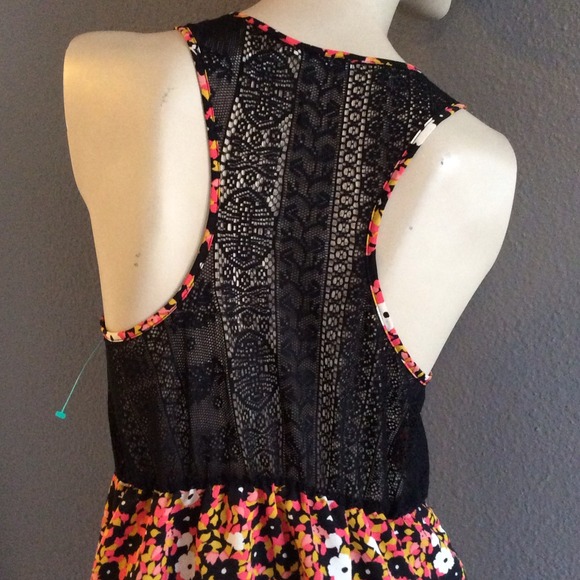 🚫SOLD💗 Kimchi Blue Floral Dress 💗 - Picture 2 of 4