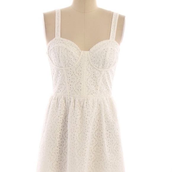 BLACK FRIDAY SALE! 🎈New Lace Sweetheart Dress