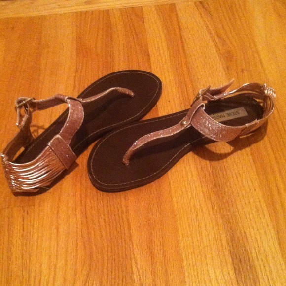 STEVE MADDEN pink glitter gladiator thong sandals