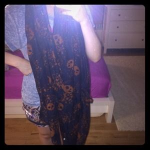 Navy skull-head scarf more pics