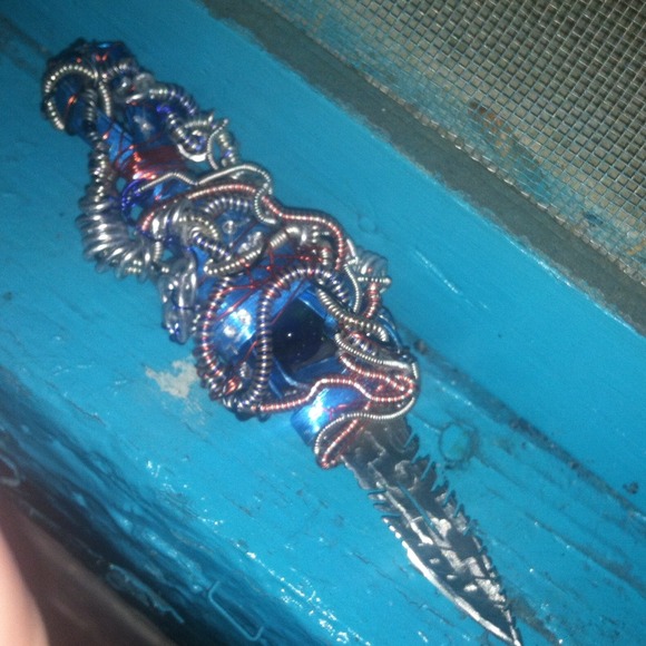 Wire wrapped knife pendant