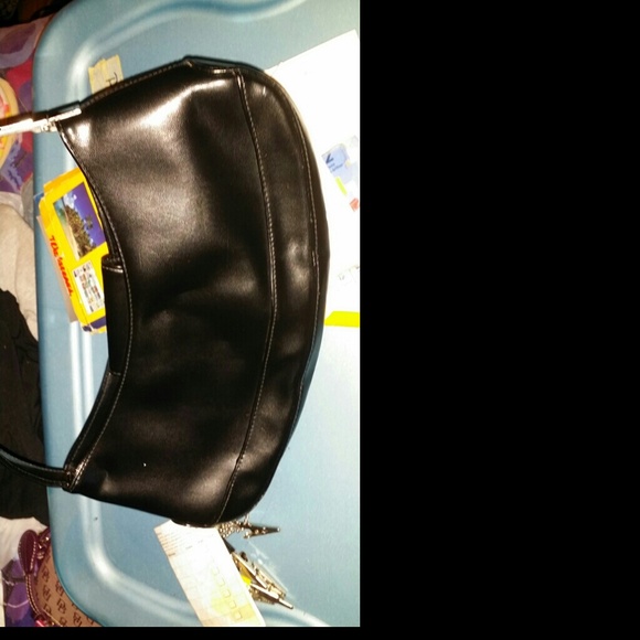 Guess pocketbook*DONATED! - Picture 2 of 4