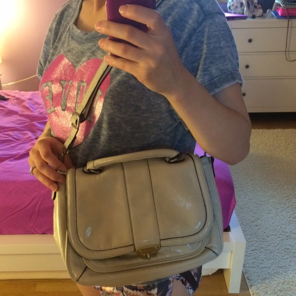 Reduced 🔥🔥H&M messenger bag - Picture 2 of 2