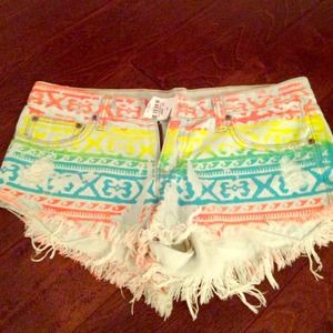 Carmar Aztec shorts size 27
