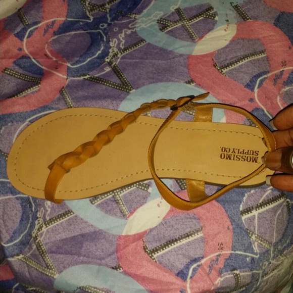 Leather weaved Sandals