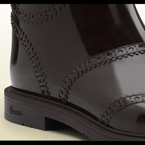 Authentic Gucci brogue motif rain boots - Picture 2 of 2