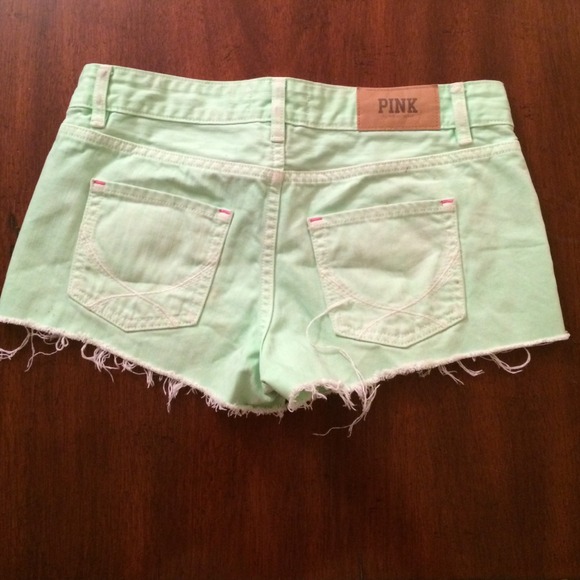 PINK shorts - Picture 3 of 4