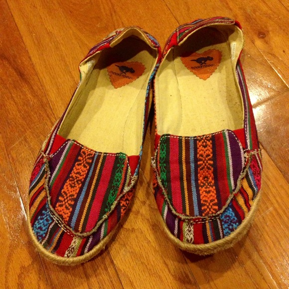 Rocket Dog tribal flats