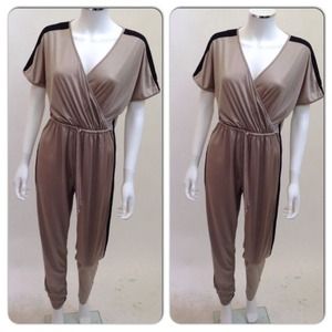 ❗SALE❗Kardashian Kollection jumpsuit