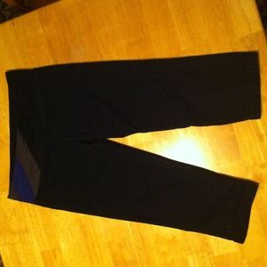 Under armour capris