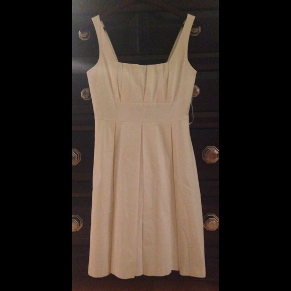 Lovely white Calvin Klein size 6P tea dress - Picture 1 of 2