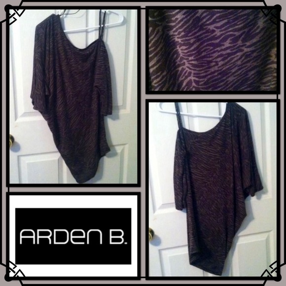 Arden B Asymmetrical Black/Gray Zebra Top Small - Picture 1 of 4