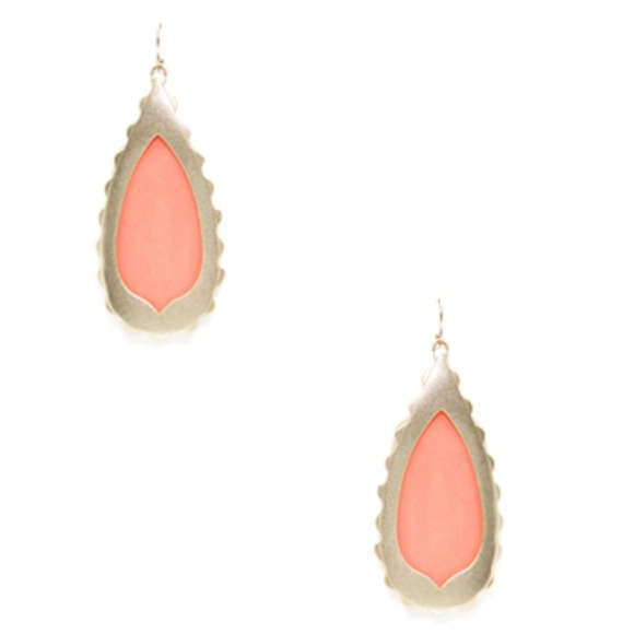 Kendra Scott- Rosie Scalloped Teardrop Earrings