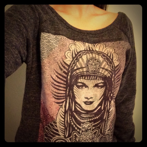 BRAND NEW OBEY OFF THE SHOULDER SWEATER😍😍😍