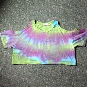 Tye dye cold shoulder crop top