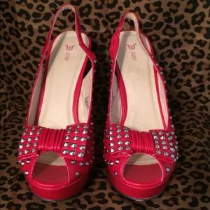JUST FAB STUDDED RED PEEP TOE HEELS SZ 8.5