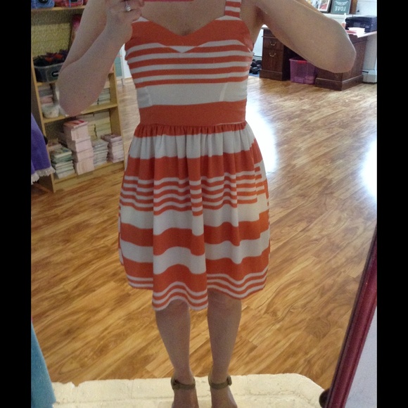 Modcloth creamsicle color dress - Picture 3 of 4