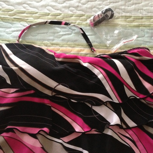 Caribbean Joe Bathing Suit Top - Picture 2 of 2