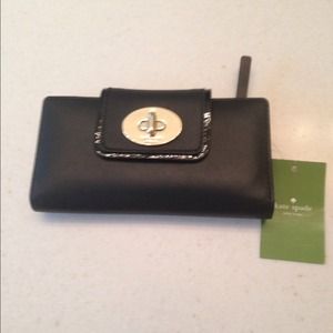 Kate Spade leather wallet ✨💕✨💕
