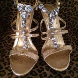 Wild Rose Gold Rhinestone Stiletto SZ 8