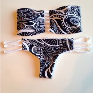 Bikinis and Swimweat, Brazilian cut bikini