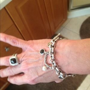 SOLD.💯Authentic David Yurman charm bracelet ✨💕✨