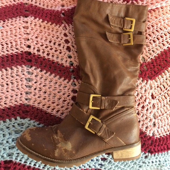 Tan boots