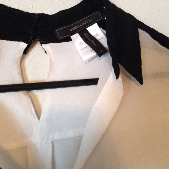 💥Trade💥 BCBG Silk Blouse for @inapadua - Picture 2 of 4