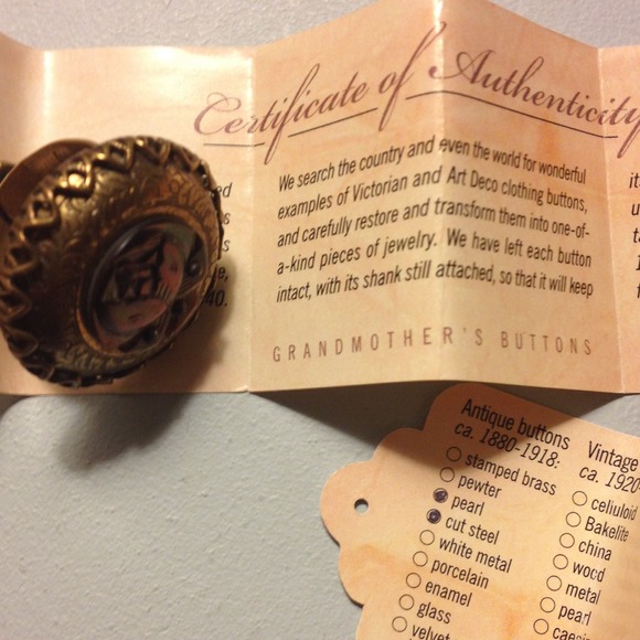 Antique button ring, Grandmother's buttons. - Picture 3 of 4