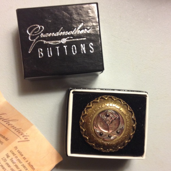 Antique button ring, Grandmother's buttons. - Picture 4 of 4