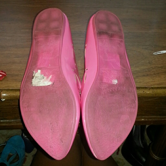 Pink Flats - Picture 2 of 2