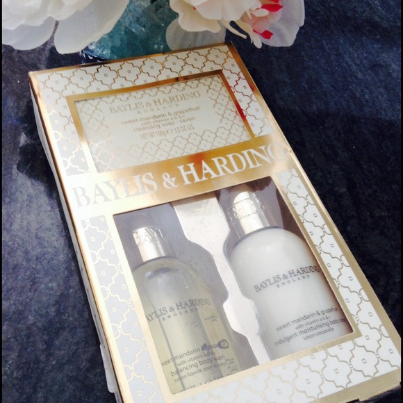 Baylis & Harding England