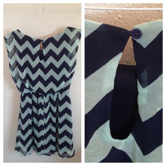 💎SOLD💎 Blue Chiffon Chevron Dress - Picture 3 of 4