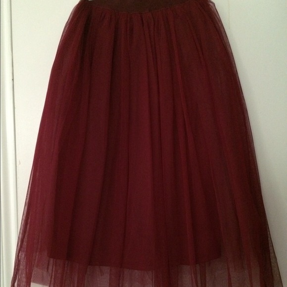 Red velvet fluffy skirt