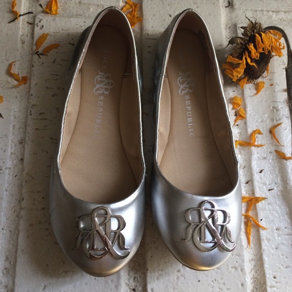 Rock & Republic ballet shoes