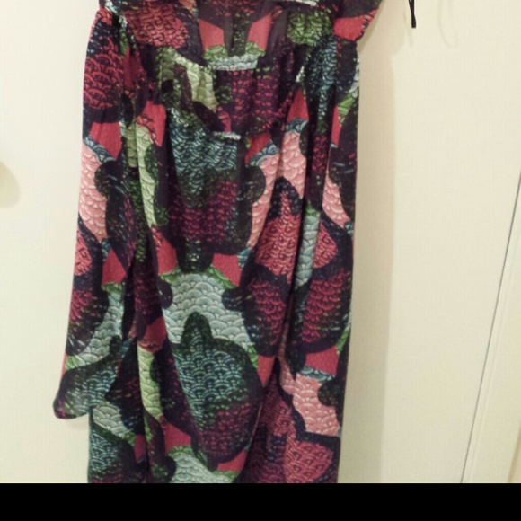 Dress - Picture 3 of 3