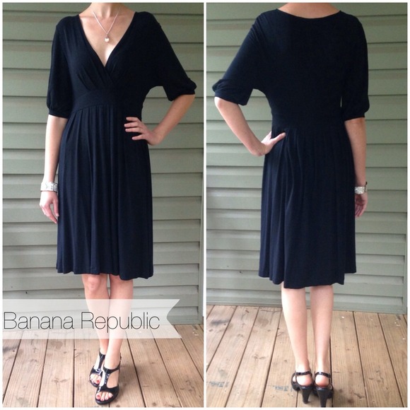 Banana Republic Dresses & Skirts - 🚫Consigned🚫Banana Republic Crossover Top Dress