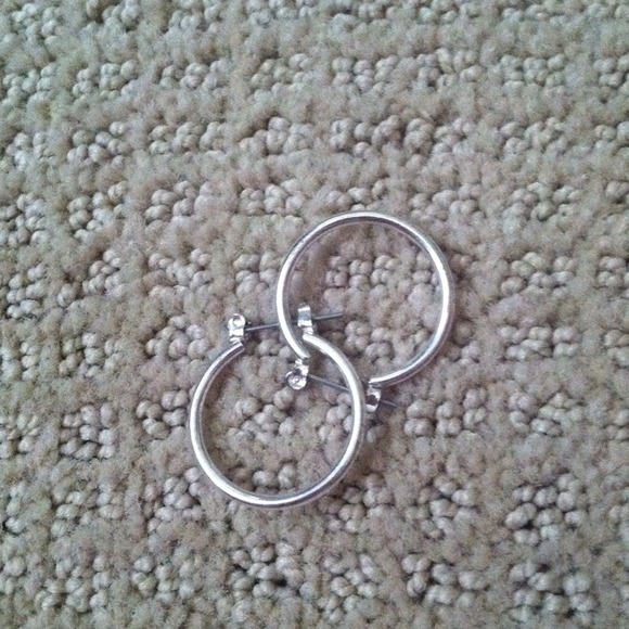 Earring bundle - Picture 2 of 4