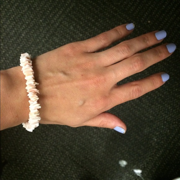 Puka shell bracelet - Picture 1 of 4