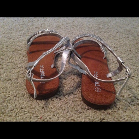 Sandals - Picture 3 of 4