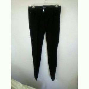 Black Jegging Pants. *Ask for Flaw*