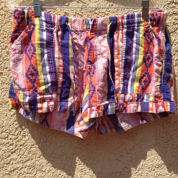 Xhilaration Other - Tribal Printed Shorts!
