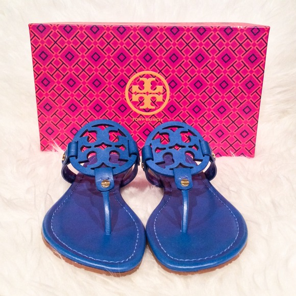 ❌ SOLD ❌TORY BURCH MILLER BLUE THONG SANDALS 7.5 - Picture 1 of 4