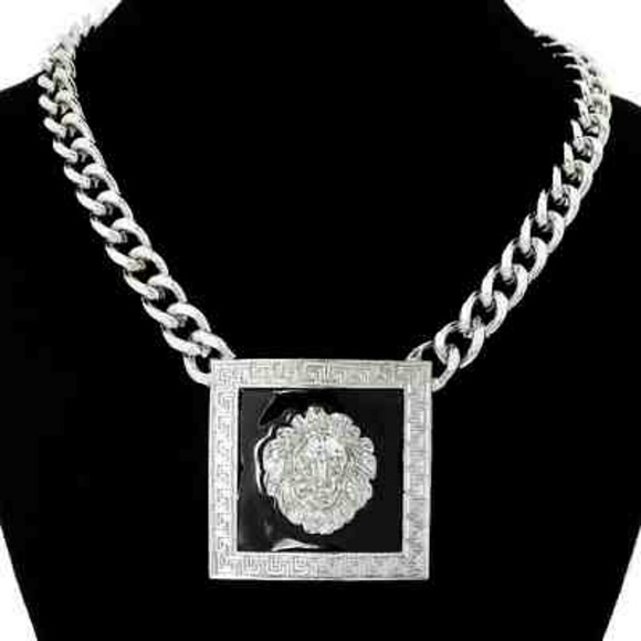 Jewelry - Lion Head Necklace