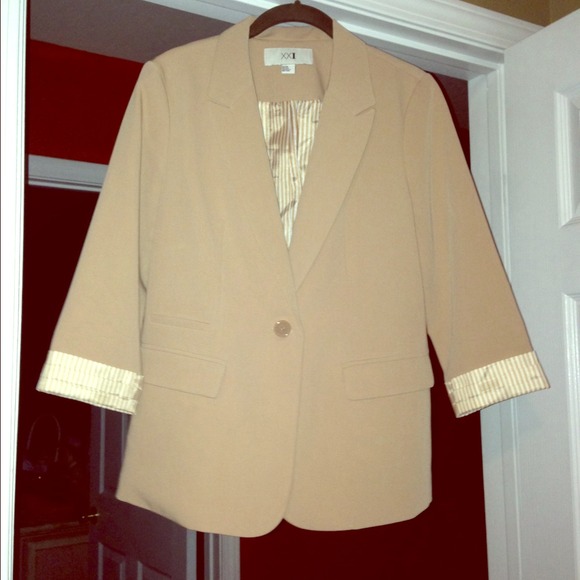 Forever 21 blazer.