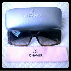 100% Authentic Chanel sunglasses 100% Authentic Chanel sunglasses