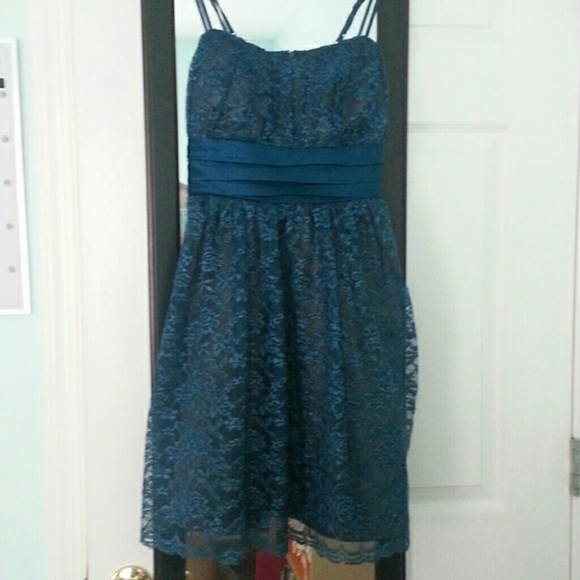 Dark blue/teal lace dress