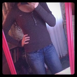 Brown Hollister sweater