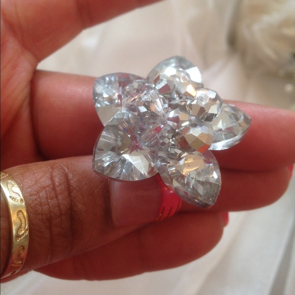 🚫SOLD🚫 Beautiful Cocktail RinG - Picture 3 of 3