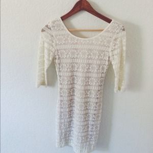 🎉 BUNDLED 🎉White Formal Tight Dress